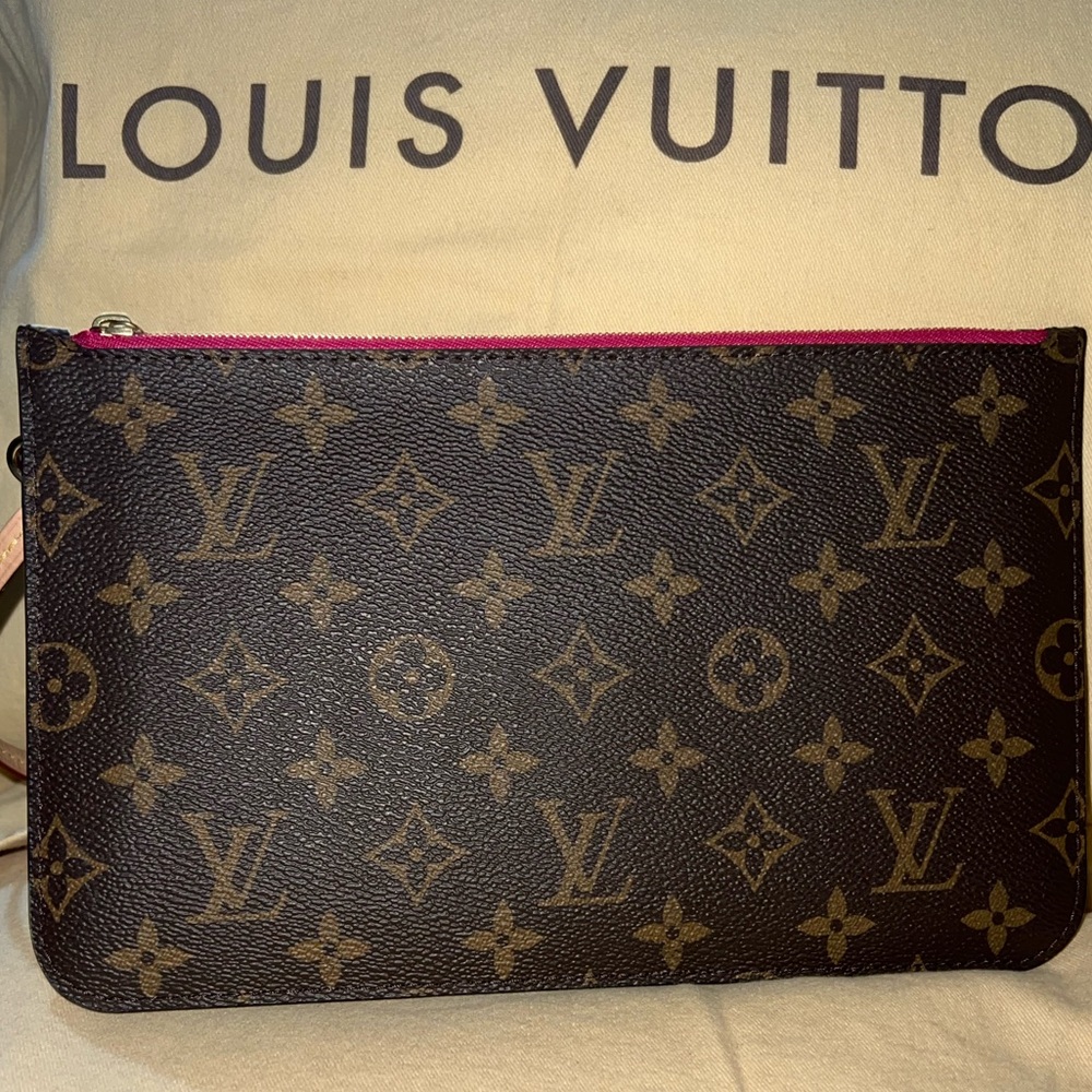 Louis Vuitton Monogram Pochette - 💕Pivoine 💕